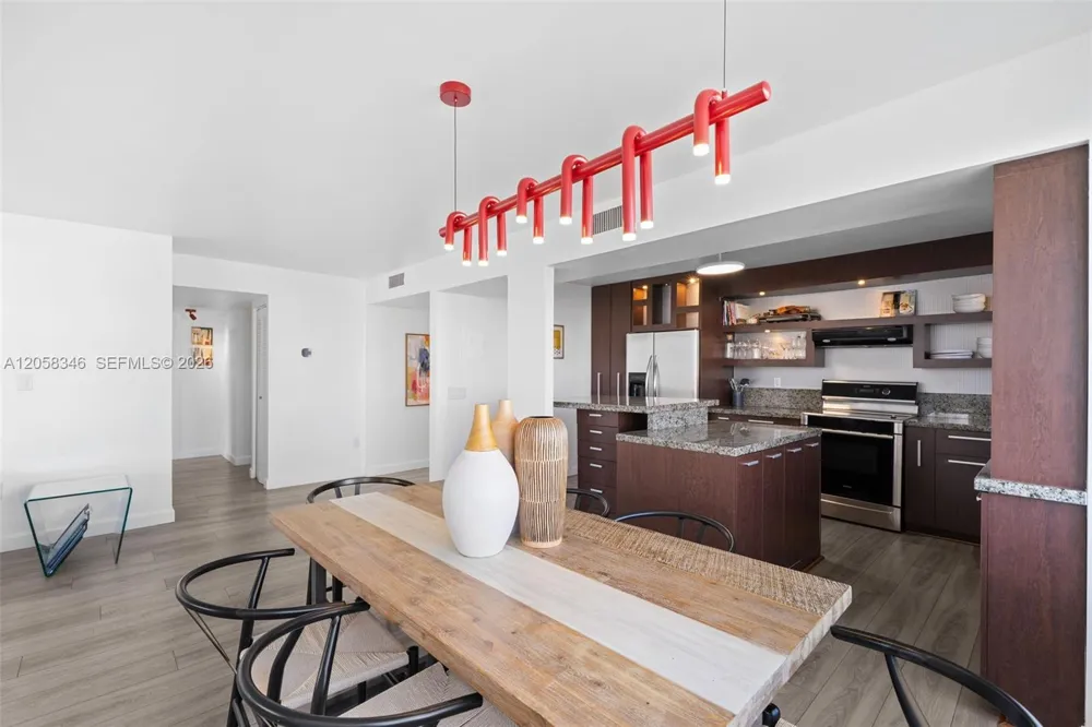 2780 NE 183rd St #1216 Aventura, FL 33160