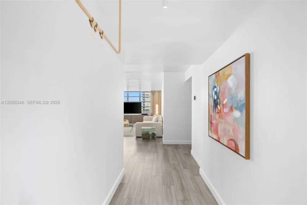 2780 NE 183rd St #1216 Aventura, FL 33160