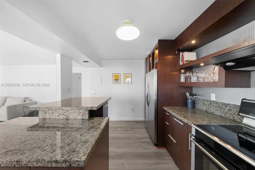 2780 NE 183rd St #1216 Aventura, FL 33160