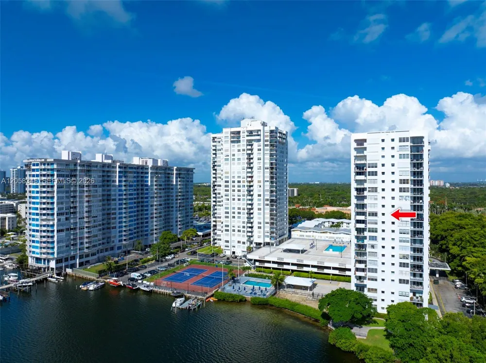 2780 NE 183rd St #1216 Aventura, FL 33160
