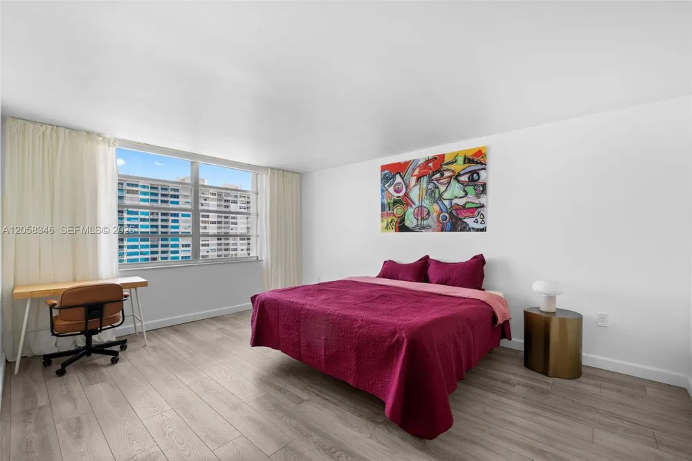 2780 NE 183rd St #1216 Aventura, FL 33160