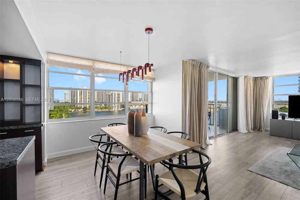 2780 NE 183rd St #1216 Aventura, FL 33160