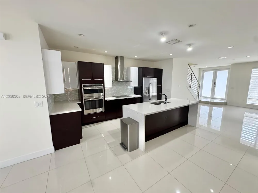 6423 NW 105th Ct #0 Doral, FL 33178