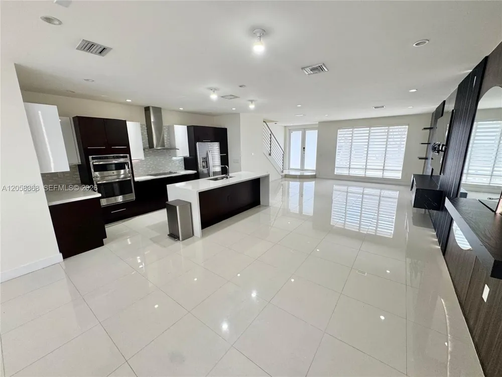 6423 NW 105th Ct #0 Doral, FL 33178