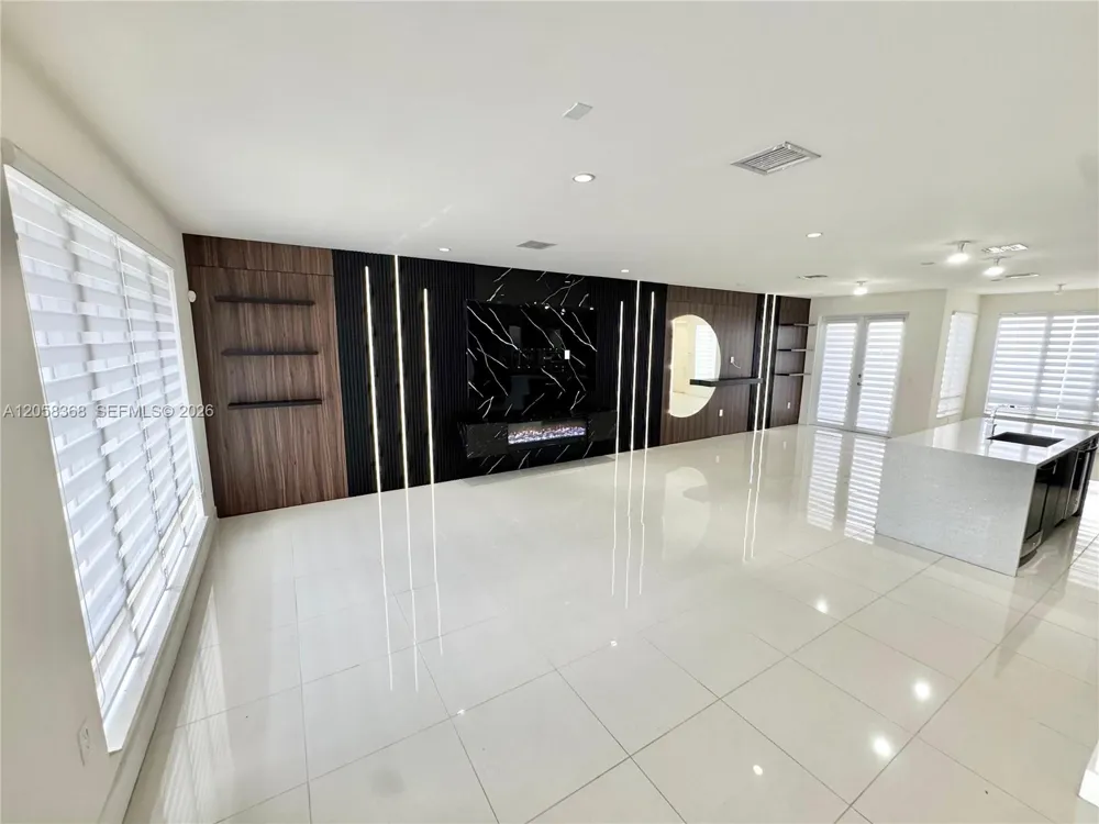 6423 NW 105th Ct #0 Doral, FL 33178