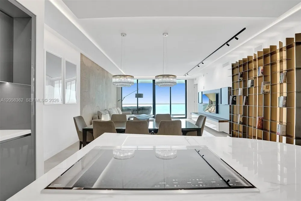 18975 COLLINS AVE #2001 Sunny Isles Beach, FL 33160