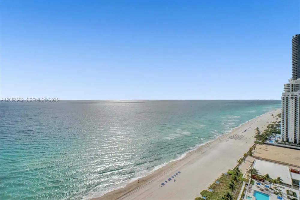 18975 COLLINS AVE #2001 Sunny Isles Beach, FL 33160