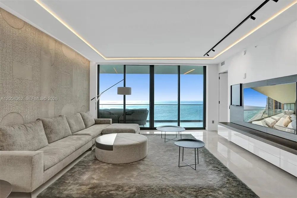 18975 COLLINS AVE #2001 Sunny Isles Beach, FL 33160