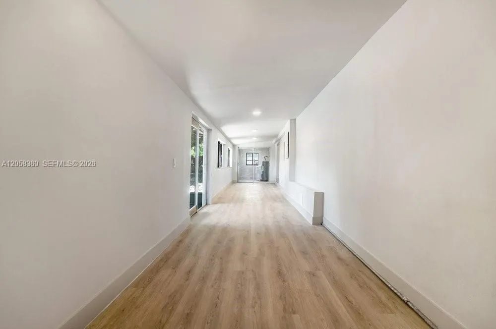 450 NW 140th St Miami, FL 33168