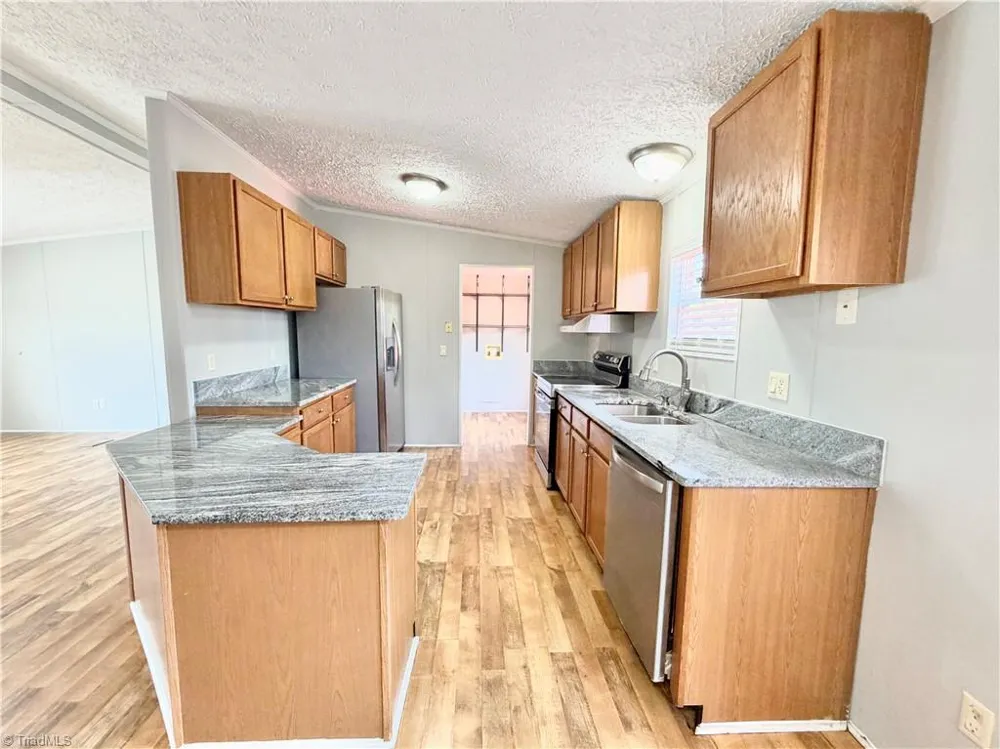 1104 Spring Meadow Drive Woodleaf, NC 27054