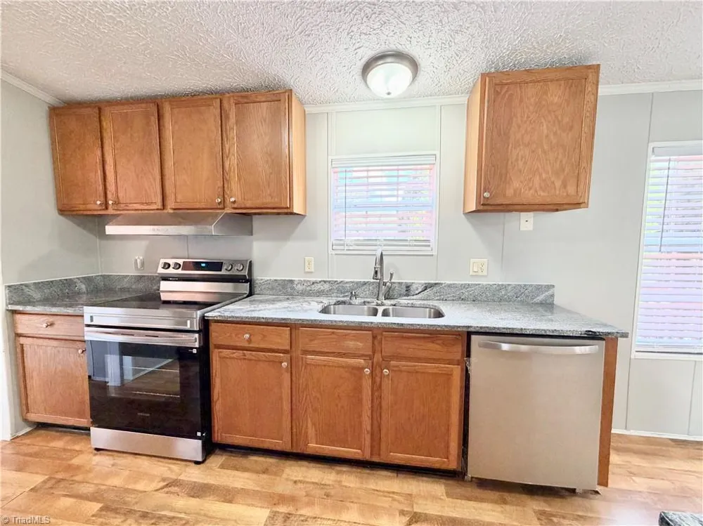 1104 Spring Meadow Drive Woodleaf, NC 27054