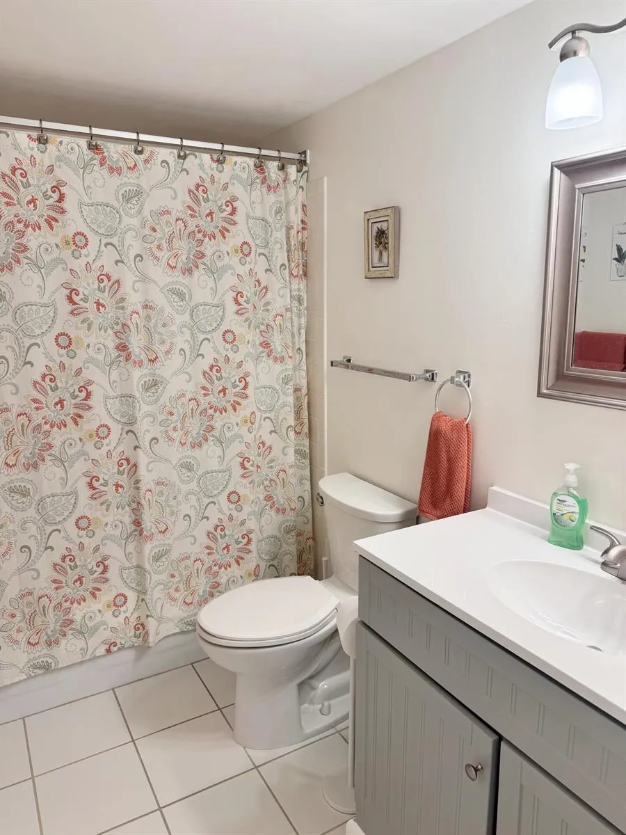 2950 SE Ocean Boulevard #8-6 Stuart, FL 34996