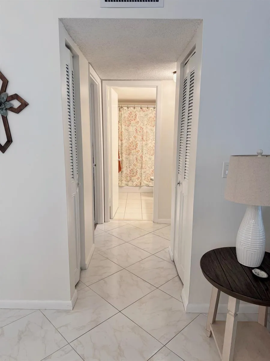 2950 SE Ocean Boulevard #8-6 Stuart, FL 34996