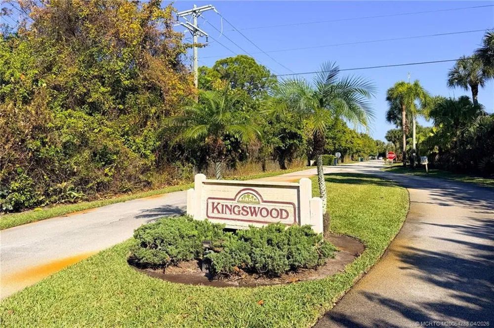 2950 SE Ocean Boulevard #8-6 Stuart, FL 34996