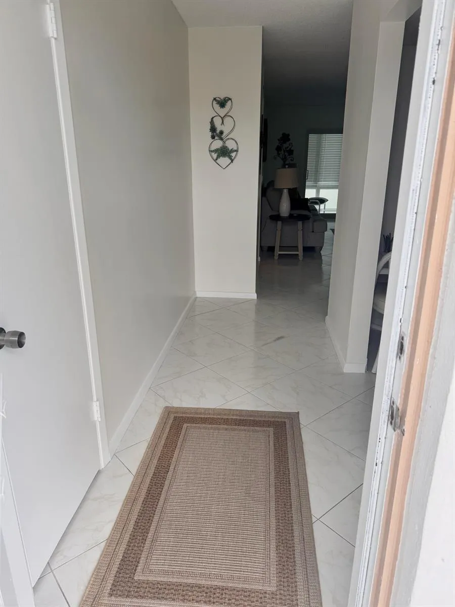 2950 SE Ocean Boulevard #8-6 Stuart, FL 34996