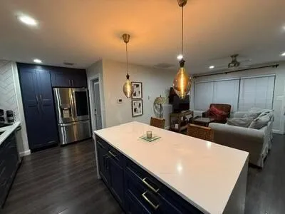 532 Foresteria Drive West Palm Beach, FL 33403