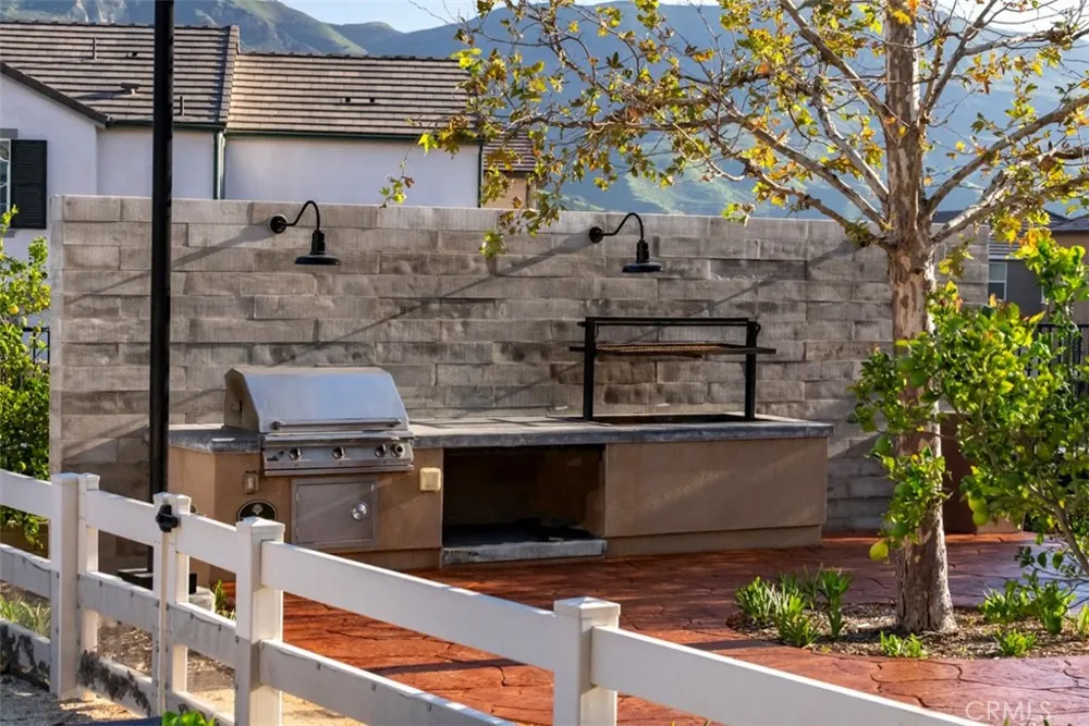 521 Santa Paula Santa Paula, CA 93060