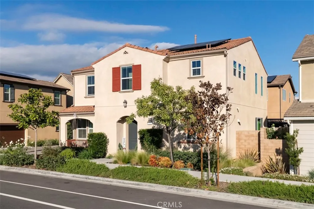 521 Santa Paula Santa Paula, CA 93060