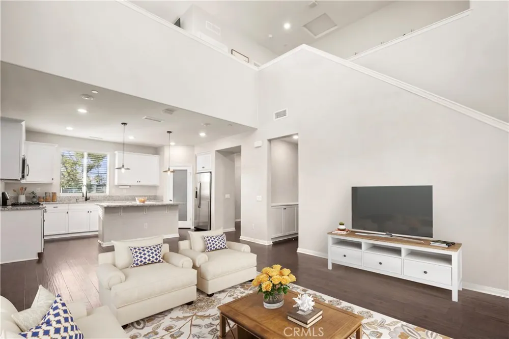 521 Santa Paula Santa Paula, CA 93060