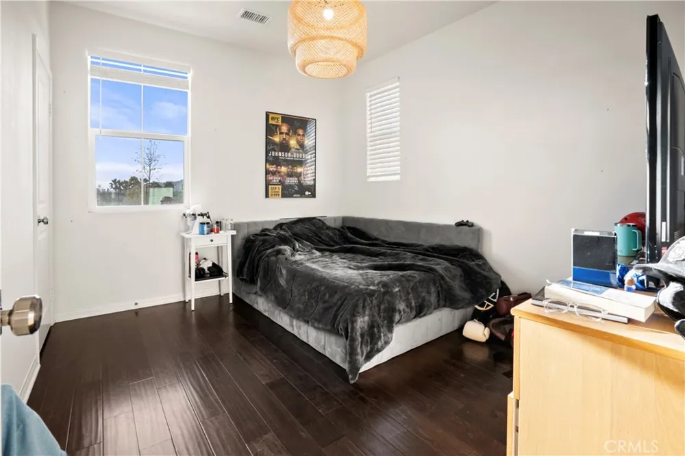 521 Santa Paula Santa Paula, CA 93060