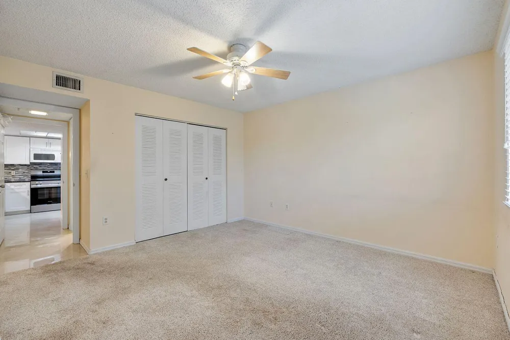 5011 Wiles Road #303 Coconut Creek, FL 33073