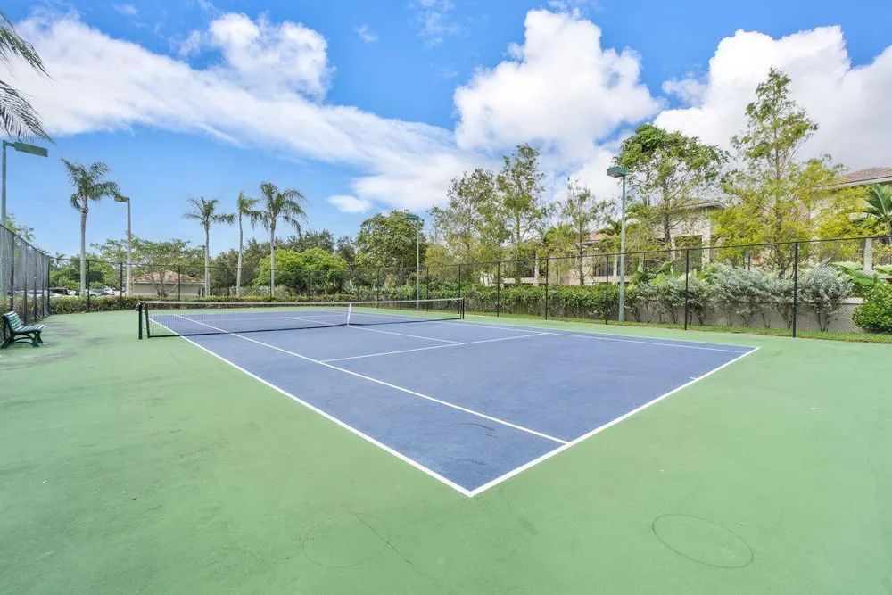 5011 Wiles Road #303 Coconut Creek, FL 33073