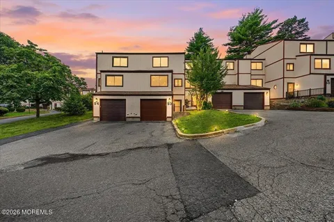 53 Ellen Heath Drive #53
