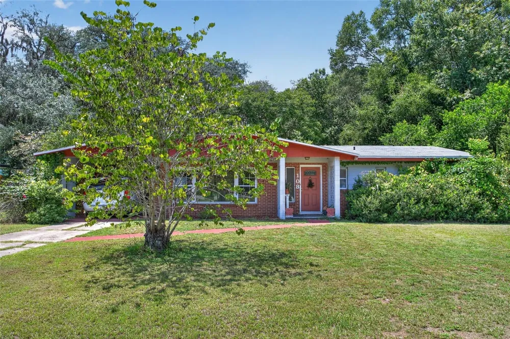 108 ASHLEY DRIVE Palatka, FL 32177