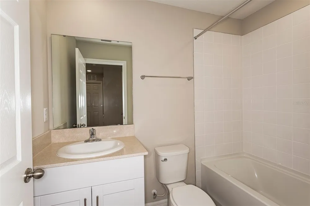 9092 BELLEVIEW FOREST PASS Dade City, FL 33525