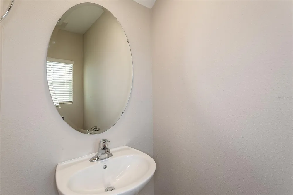 9092 BELLEVIEW FOREST PASS Dade City, FL 33525