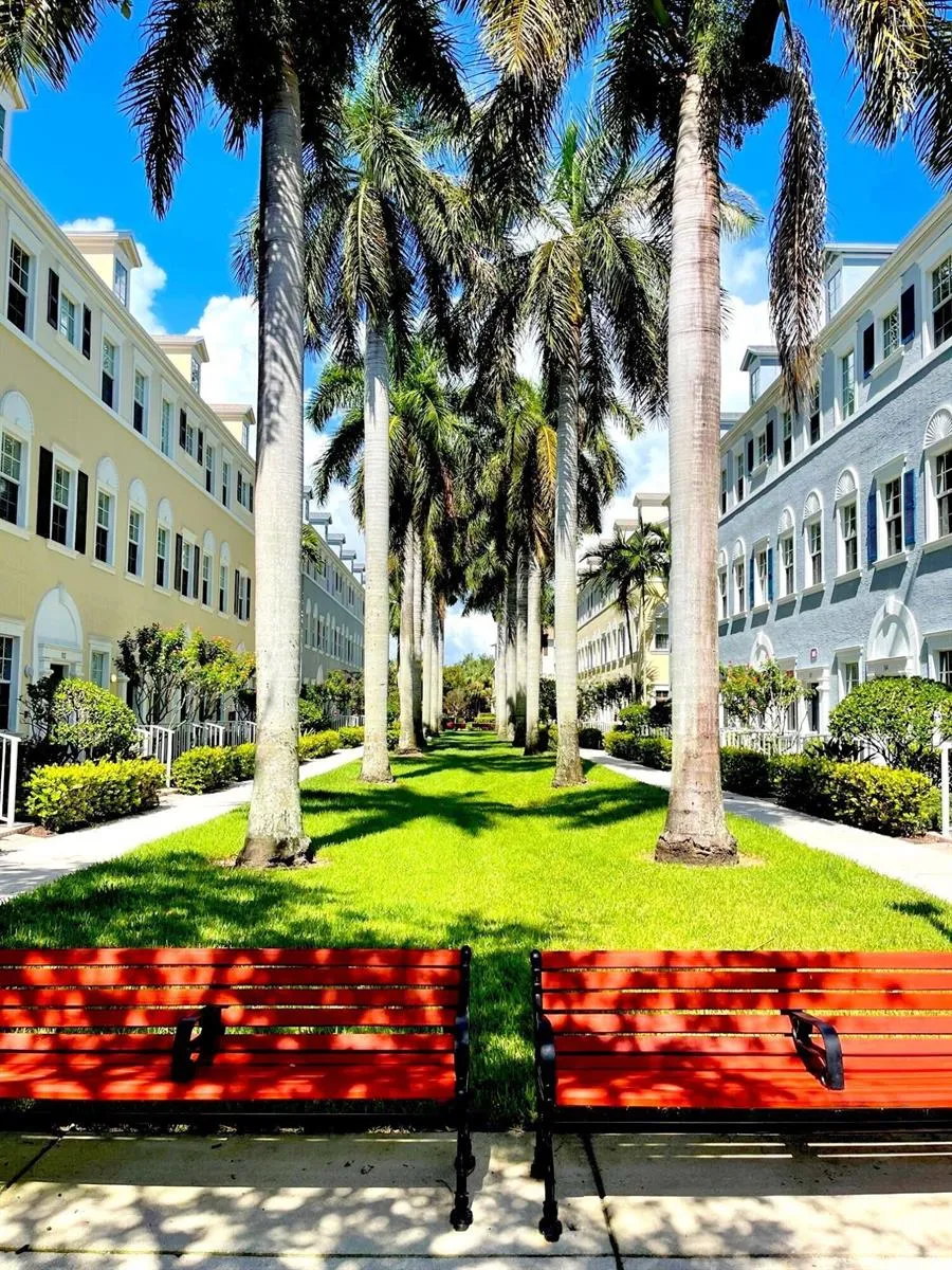 114 Locustberry Lane #105 Jupiter, FL 33458