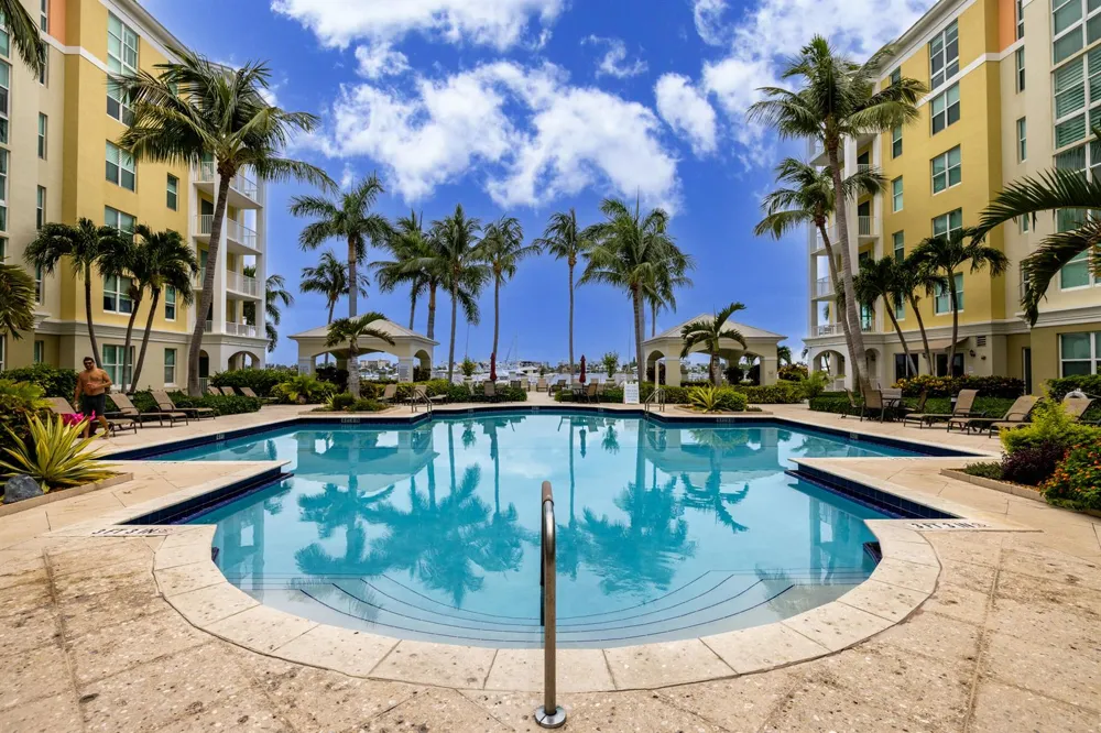 806 E Windward Way #213 Lantana, FL 33462