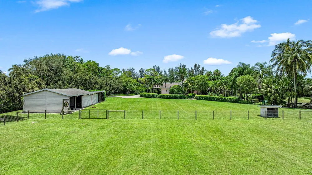 4595 125TH AVENUE S Wellington, FL 33449