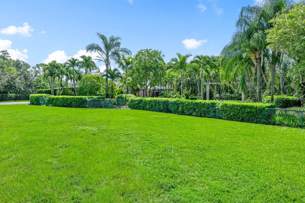4595 125TH AVENUE S Wellington, FL 33449