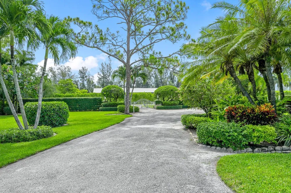 4595 125TH AVENUE S Wellington, FL 33449