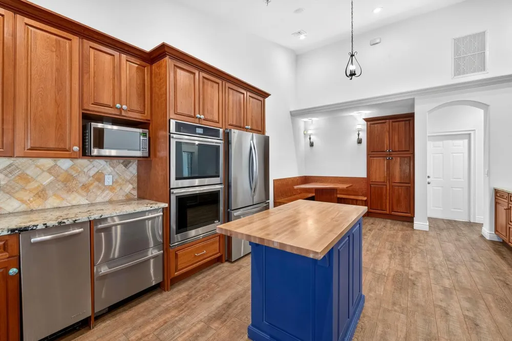 4595 125TH AVENUE S Wellington, FL 33449