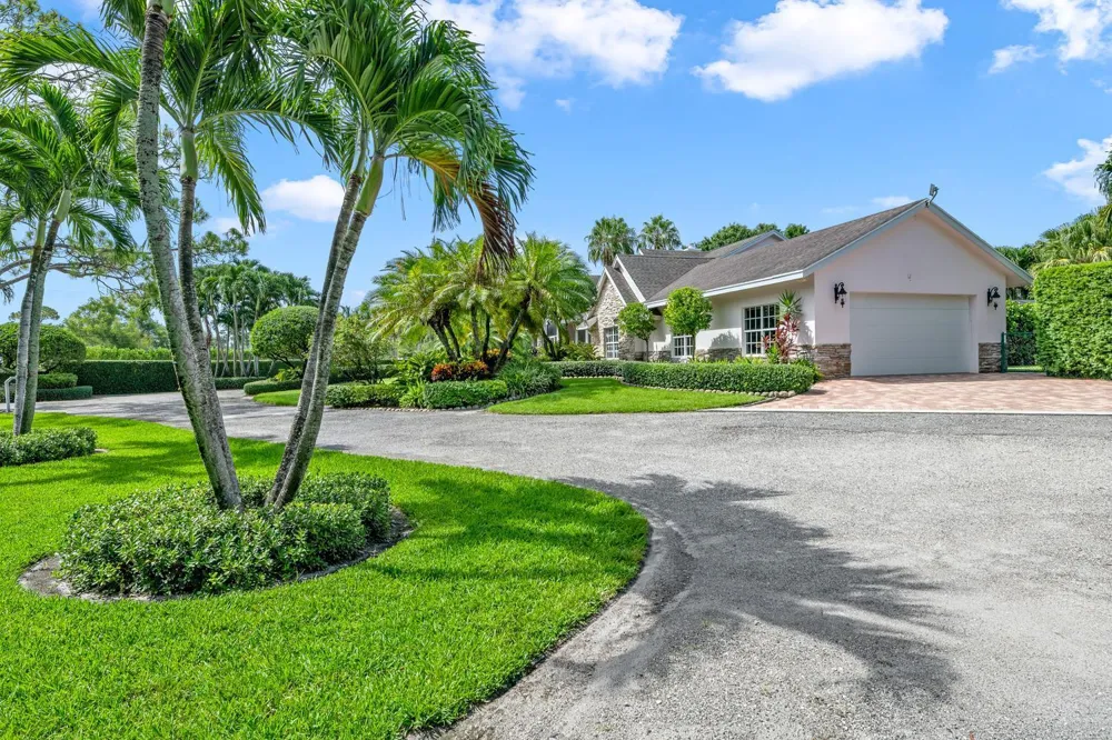 4595 125TH AVENUE S Wellington, FL 33449