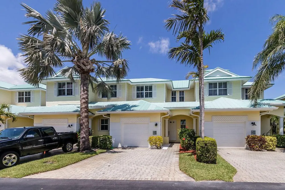 117 Barefoot Cove Hypoluxo, FL 33462