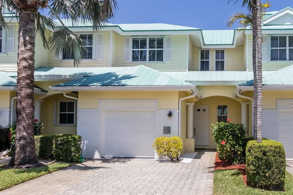 117 Barefoot Cove Hypoluxo, FL 33462