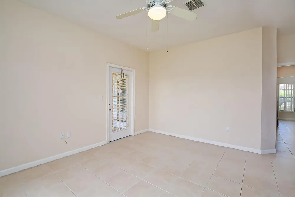 5015 Fairways Circle #305 Vero Beach, FL 32967