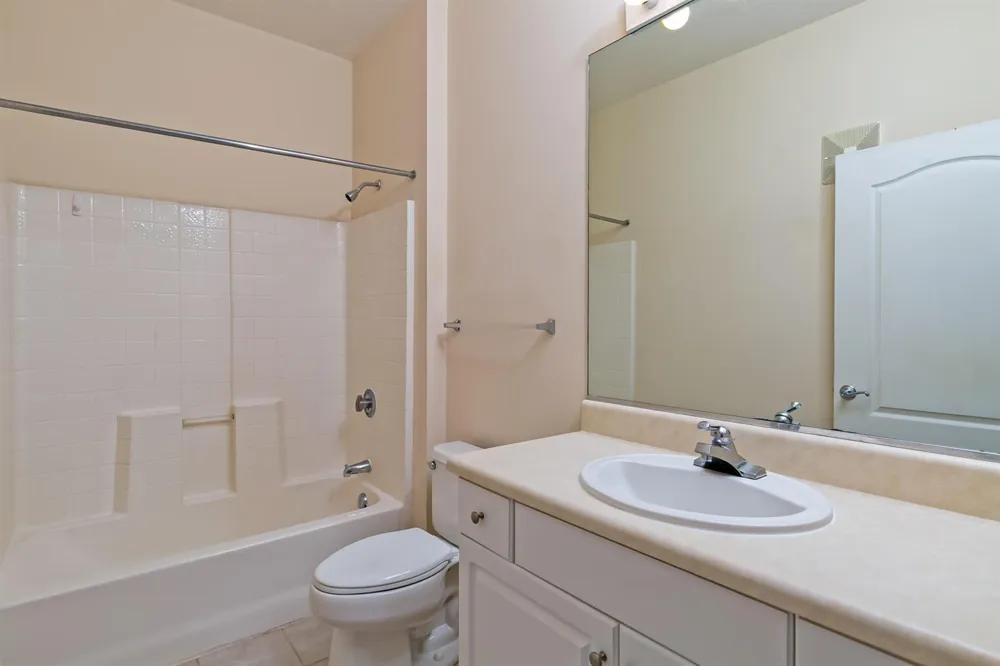 5015 Fairways Circle #305 Vero Beach, FL 32967