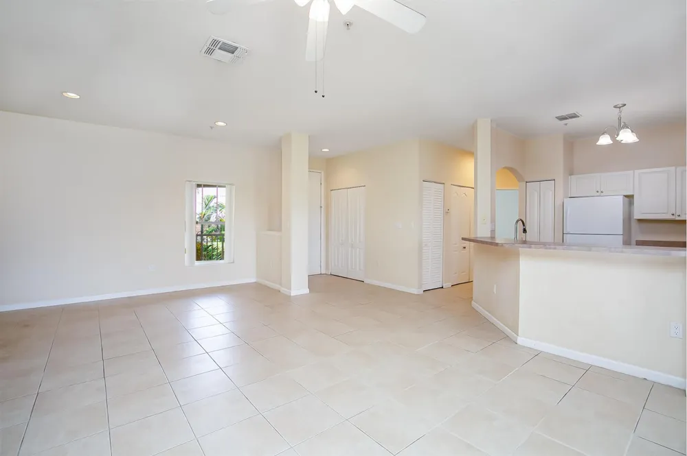 5015 Fairways Circle #305 Vero Beach, FL 32967