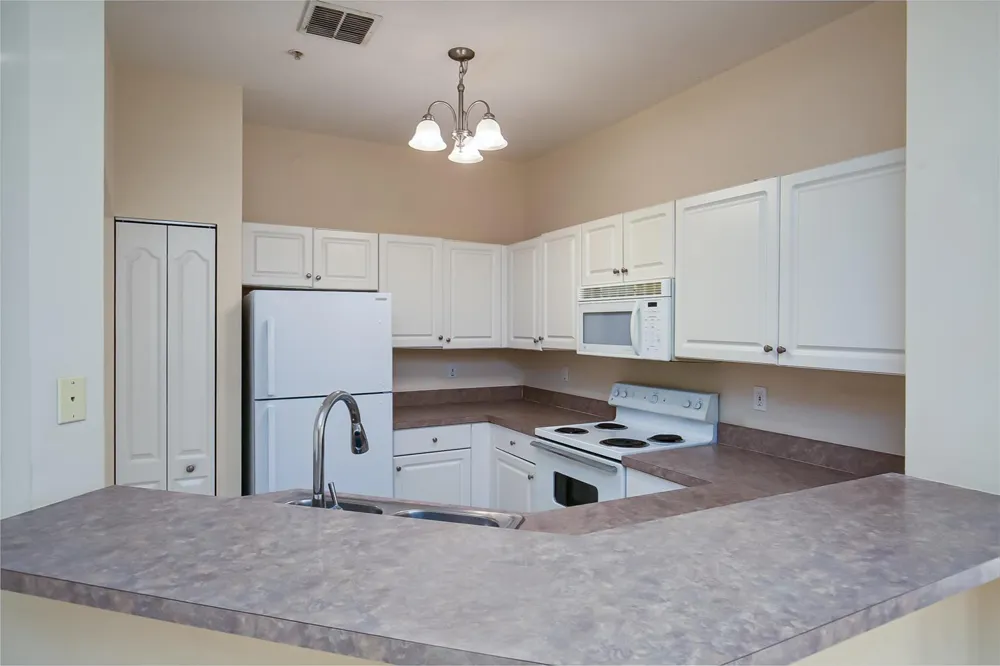 5015 Fairways Circle #305 Vero Beach, FL 32967