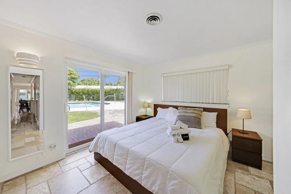 332 NW 26TH COURT Wilton Manors, FL 33311