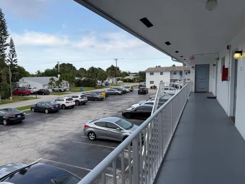 420 W Palm Street #24