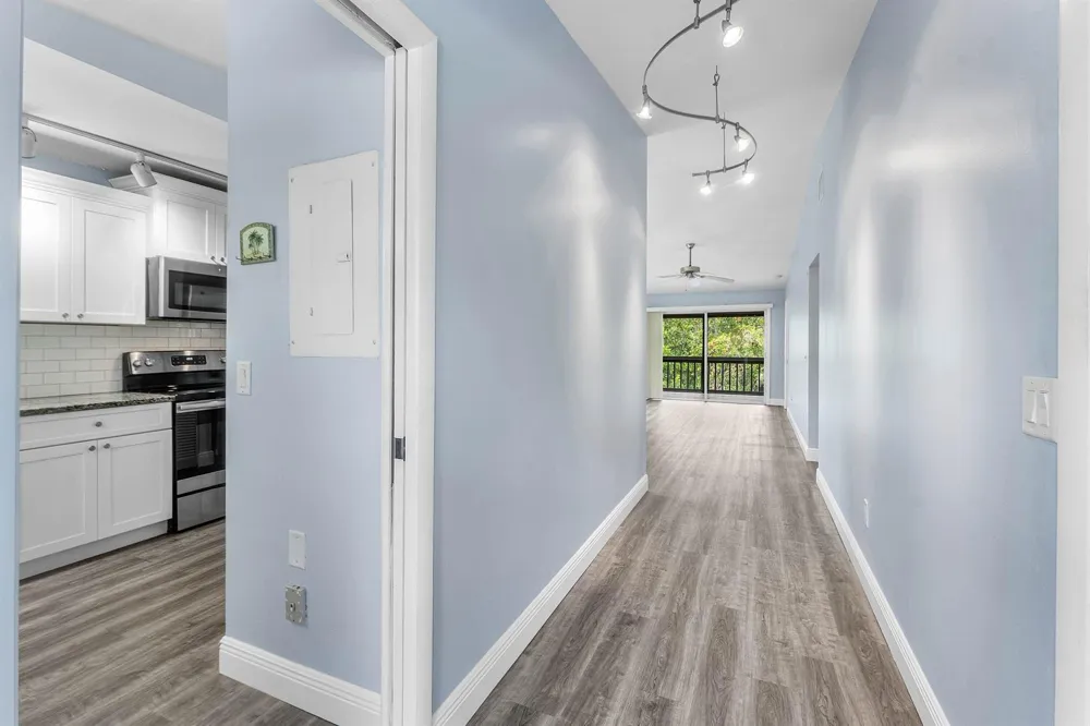 8388 SE CROFT CIRCLE #P-6 Hobe Sound, FL 33455
