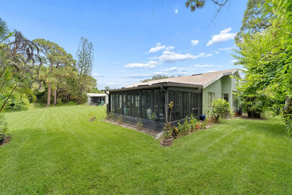 1382 SE Rivergreen Circle Port St. Lucie, FL 34952