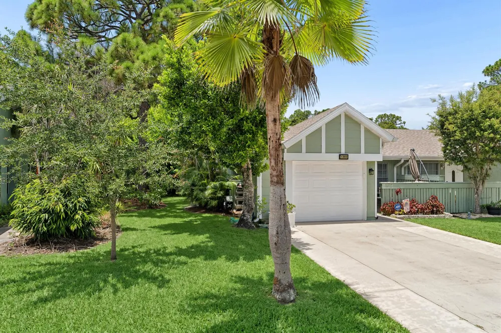 1382 SE Rivergreen Circle Port St. Lucie, FL 34952