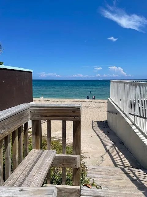 3500 S Ocean Boulevard #303 South Palm Beach, FL 33480