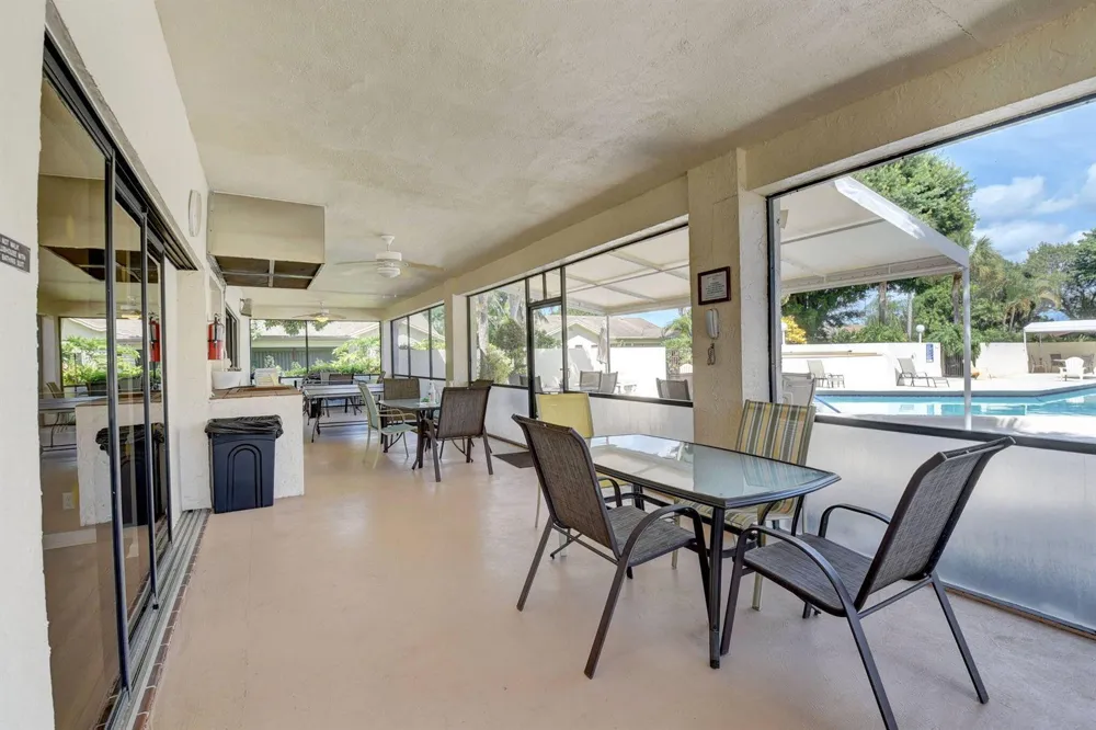 18117 102nd Way S Boca Raton, FL 33498